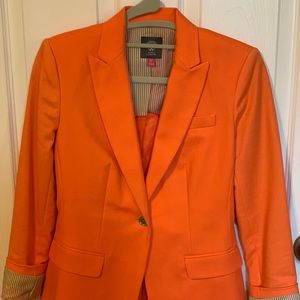 Vince Camuto blazer size 0p